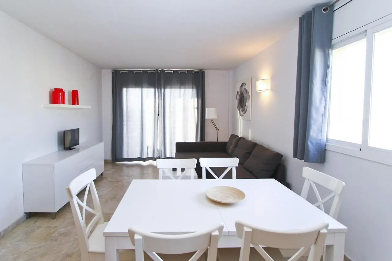 Ventura 1 Planet Costa Dorada Apartment Salou