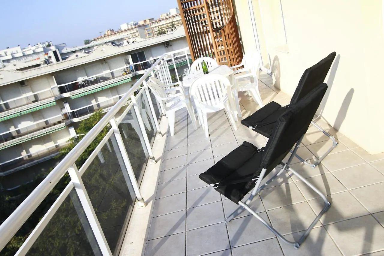 Ventura 1 Planet Costa Dorada Apartment Salou