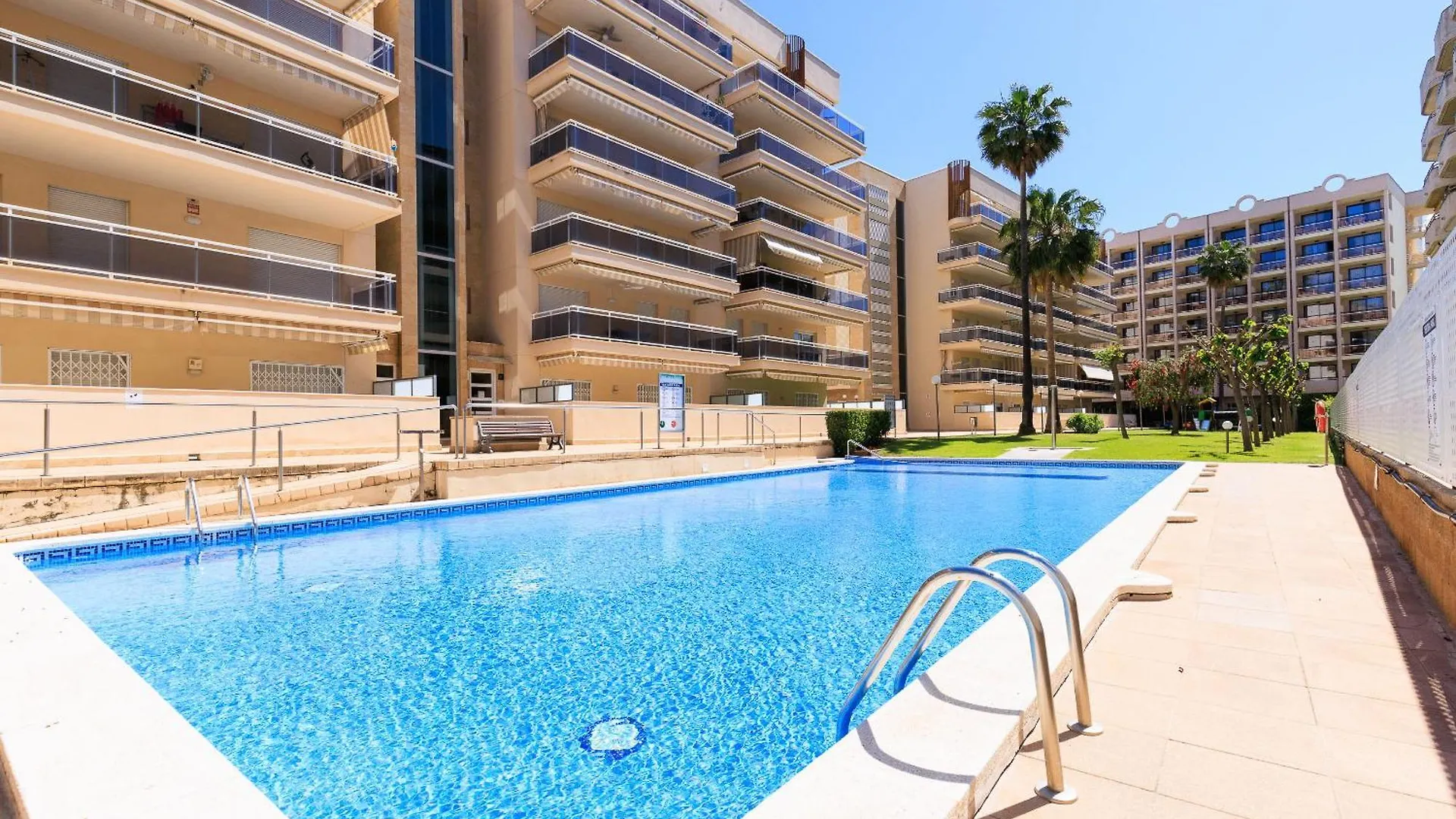 Ventura 1 Planet Costa Dorada Apartment Salou